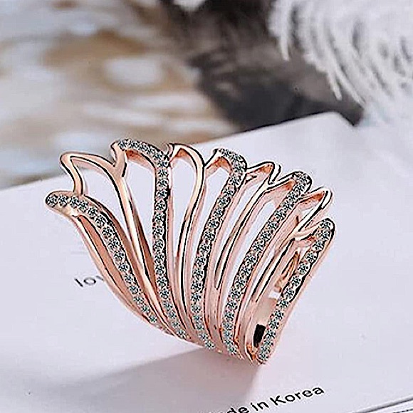 Jewelry - NEW ADJUSTABLE RESIZABLE ROSE GOLD ANGEL WING RING